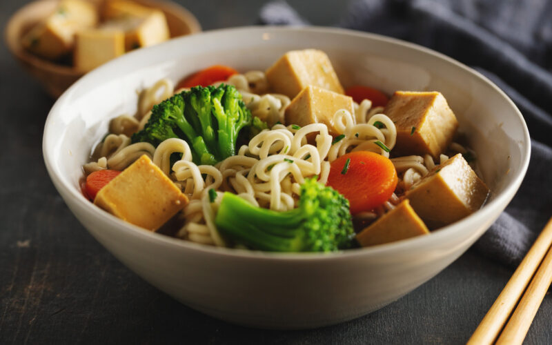 Receta de Ramen con tofu y verduras